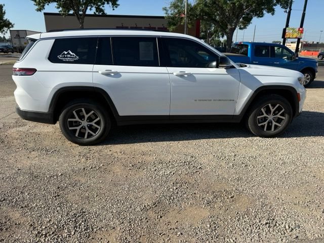 Used 2023 Jeep Grand Cherokee L Limited w/ Luxury Tech Group II AWD/4WD image 11