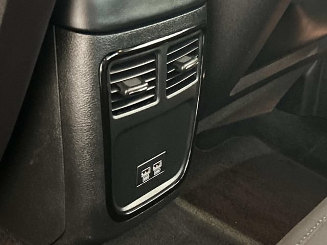 Used 2022 Dodge Charger R/T w/ Blacktop Package RWD image 19