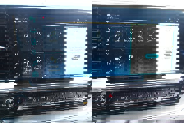 Used 2025 Chevrolet Silverado 2500 High Country w/ High Country Premium Package image 26