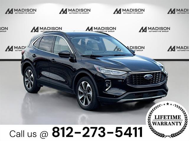 Certified 2023 Ford Escape Platinum AWD/4WD image 3