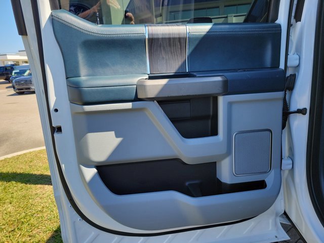 Certified 2022 Ford F450 Limited w/ FX4 Off-Road Package image 15