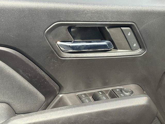 Used 2023 Chevrolet Colorado LT w/ LT Convenience Package II AWD/4WD image 18