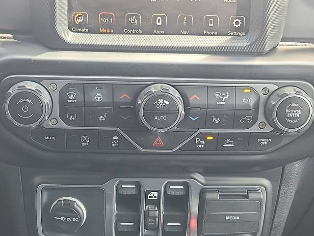 Used 2021 Jeep Wrangler Unlimited Sport w/ Sun And Sound Package AWD/4WD image 17