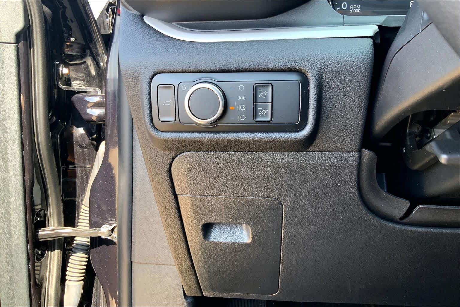 Certified 2023 Ford Explorer XLT AWD/4WD image 36