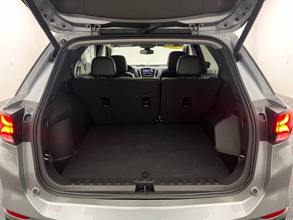 Used 2024 Chevrolet Equinox Premier image 15