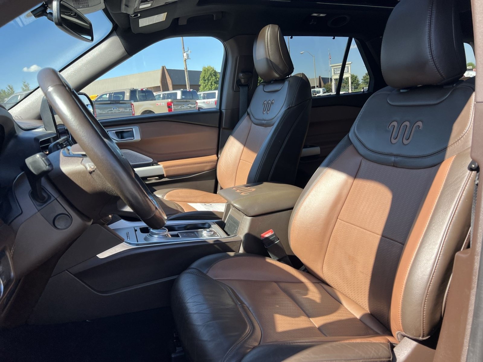 Certified 2022 Ford Explorer King Ranch w/ Premium Technology Package AWD/4WD image 20