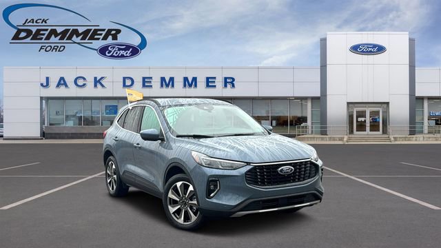 Certified 2023 Ford Escape Platinum AWD/4WD image 7