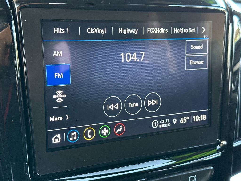 Used 2023 Chevrolet Traverse LT image 18