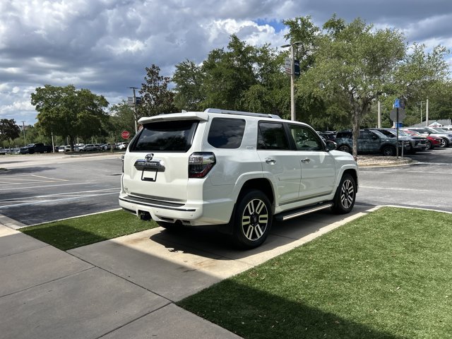 Used 2021 Toyota 4Runner Limited AWD/4WD image 6