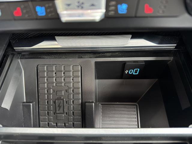 Certified 2024 Ford F350 Limited w/ FX4 Off-Road Package image 38