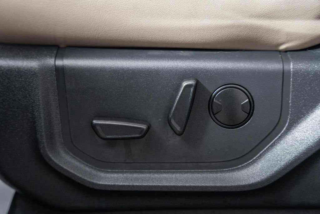 Certified 2023 Ford Expedition Max XLT image 44