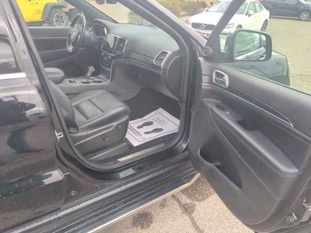 Used 2020 Jeep Grand Cherokee Limited w/ Luxury Group II image 23