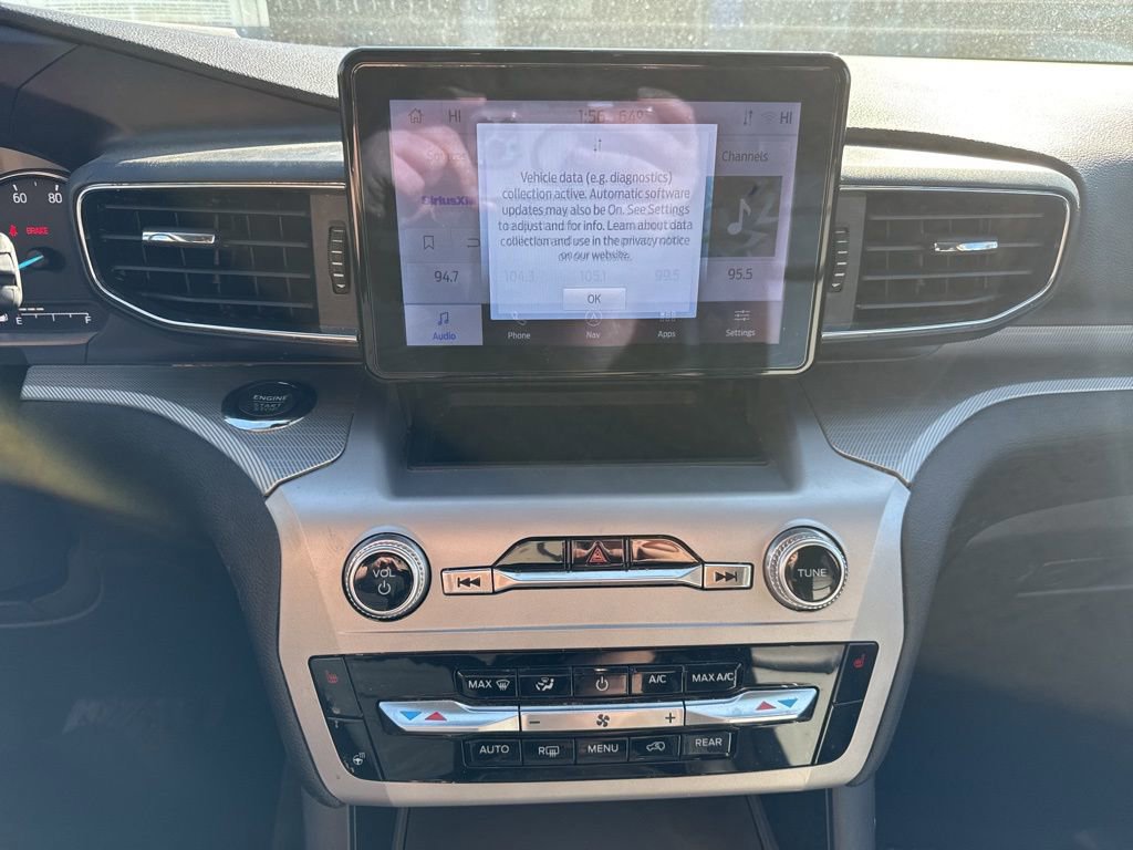 Certified 2022 Ford Explorer XLT w/ Equipment Group 202A image 9