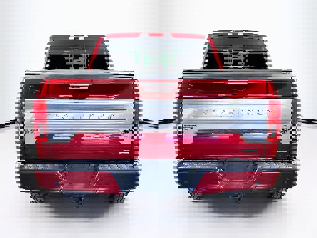 Certified 2019 Ford F150 Platinum w/ Equipment Group 701A Luxury image 4