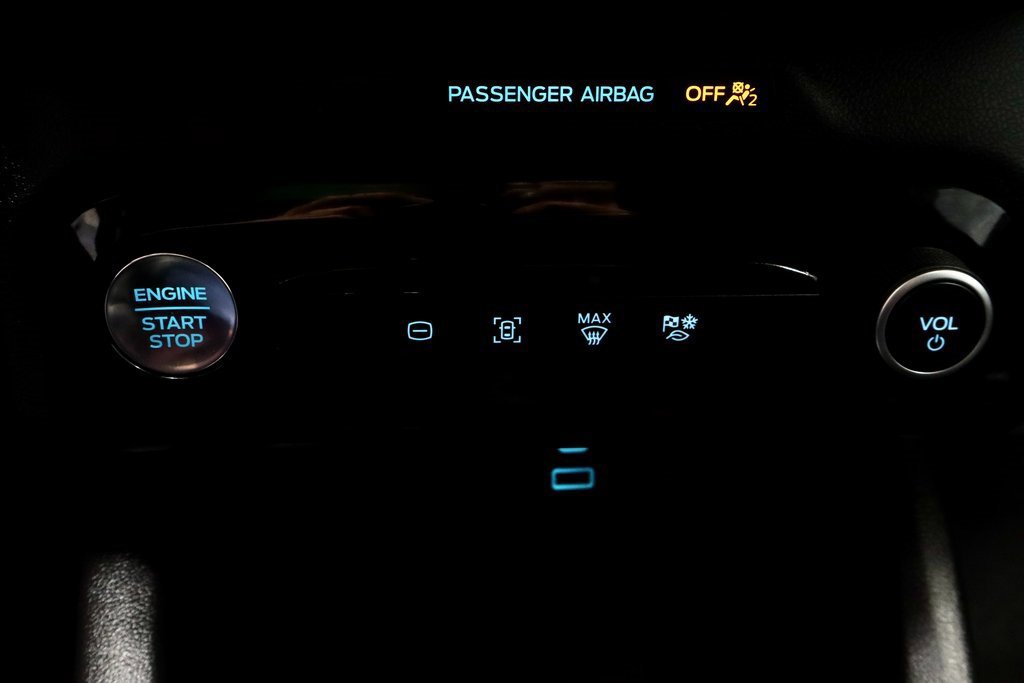 Certified 2023 Ford Escape SE image 32