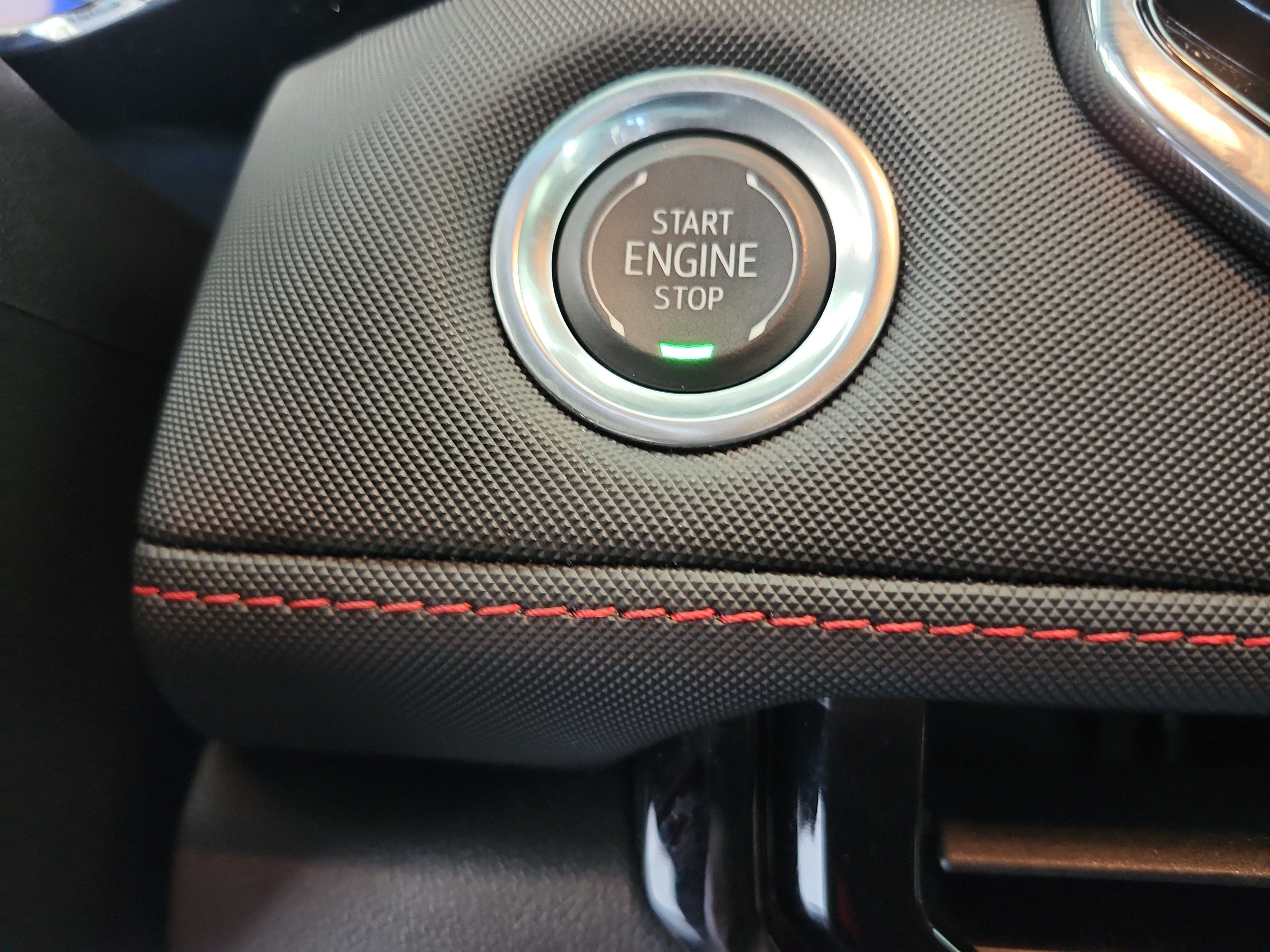 Used 2024 Chevrolet Colorado Z71 AWD/4WD image 27