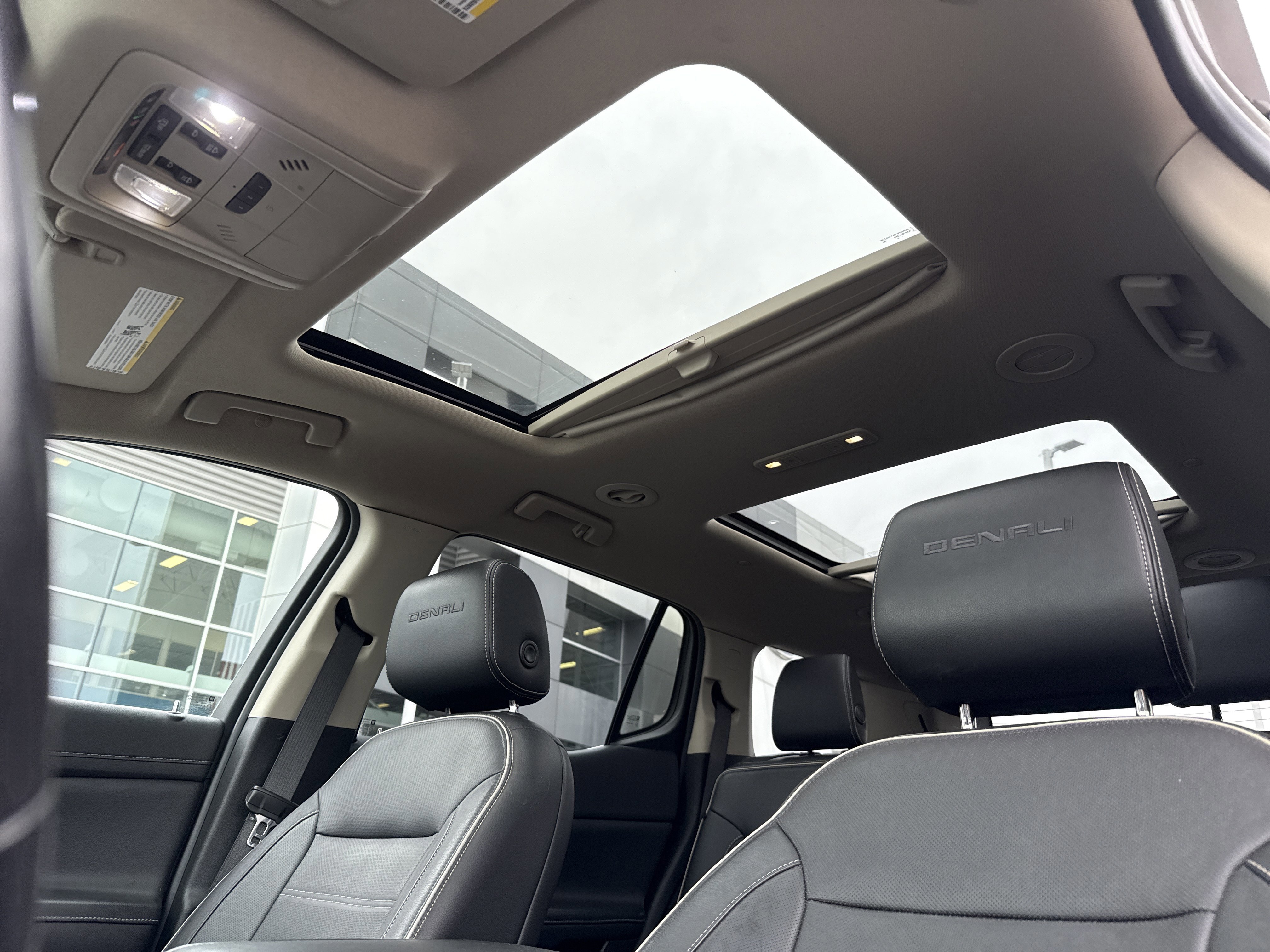 Used 2019 GMC Acadia Denali w/ Technology Package image 16