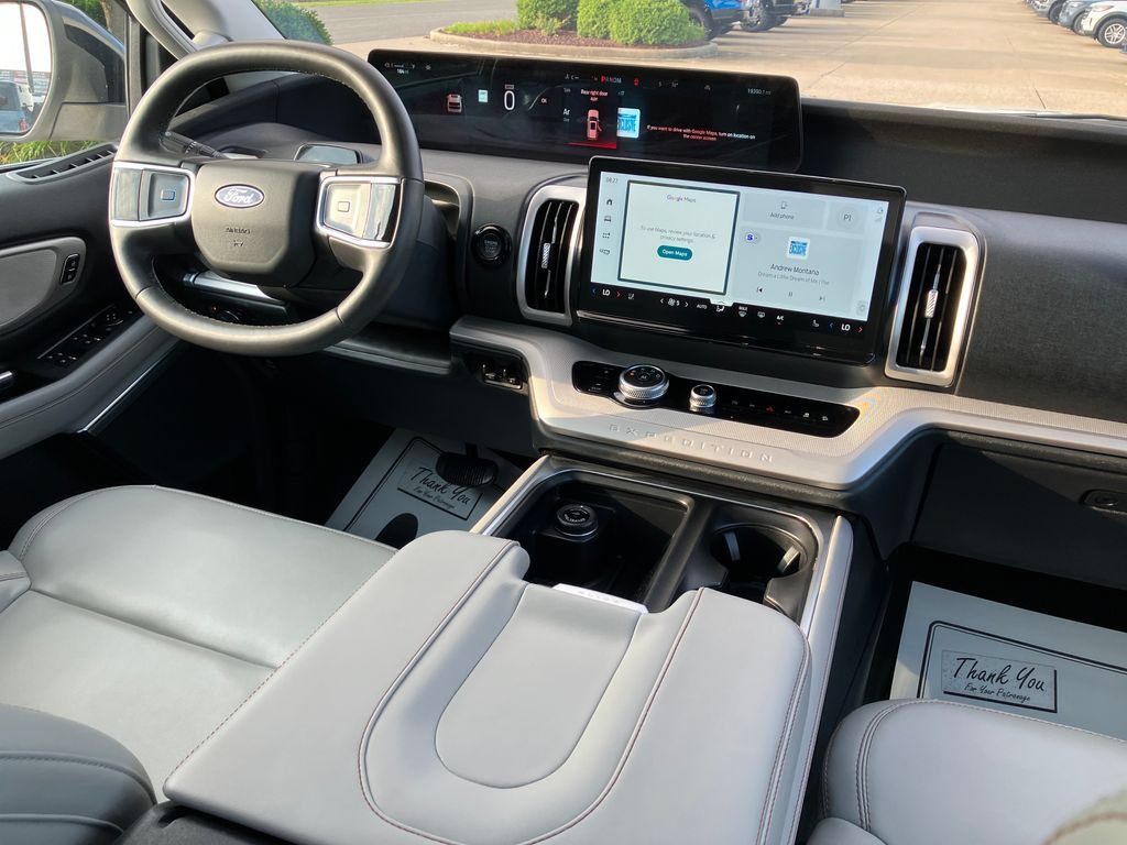 Certified 2025 Ford Expedition Active AWD/4WD image 27