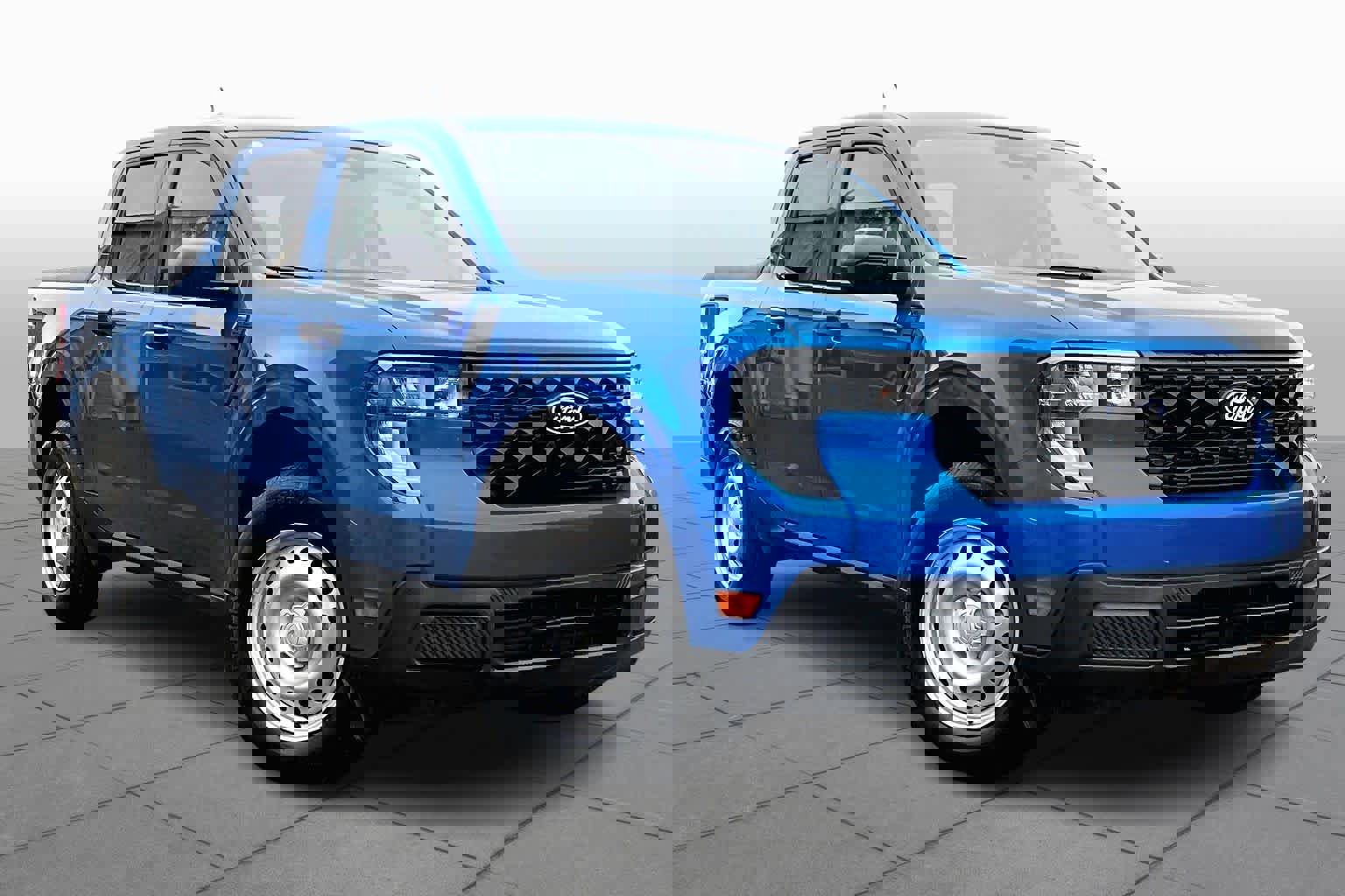 Certified 2025 Ford Maverick XL image 2