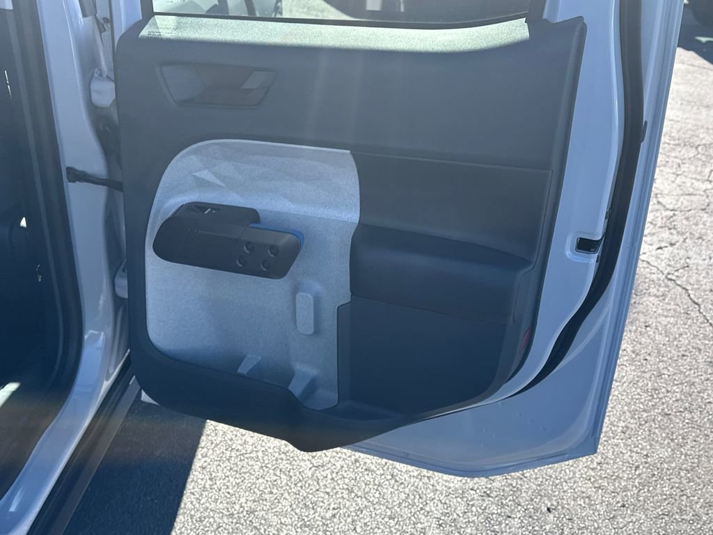 Certified 2025 Ford Maverick XLT w/ XLT Luxury Package FWD image 16