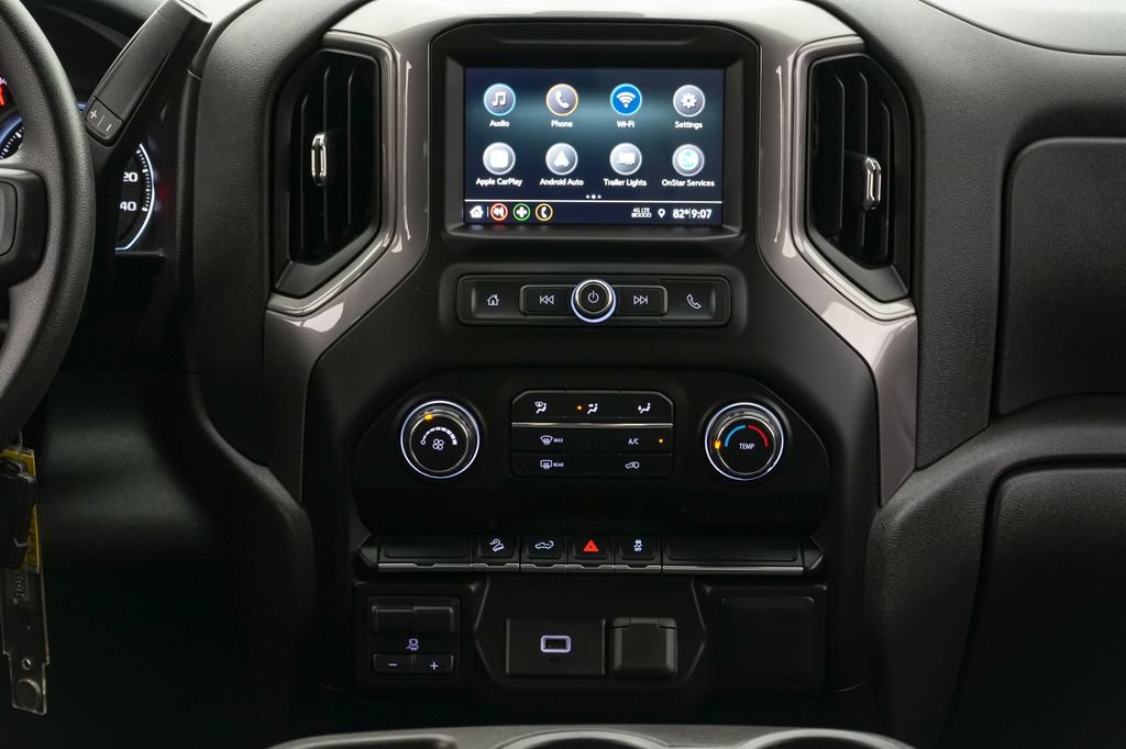 Used 2019 Chevrolet Silverado 1500 Custom Trail Boss w/ Custom Convenience Package AWD/4WD image 16