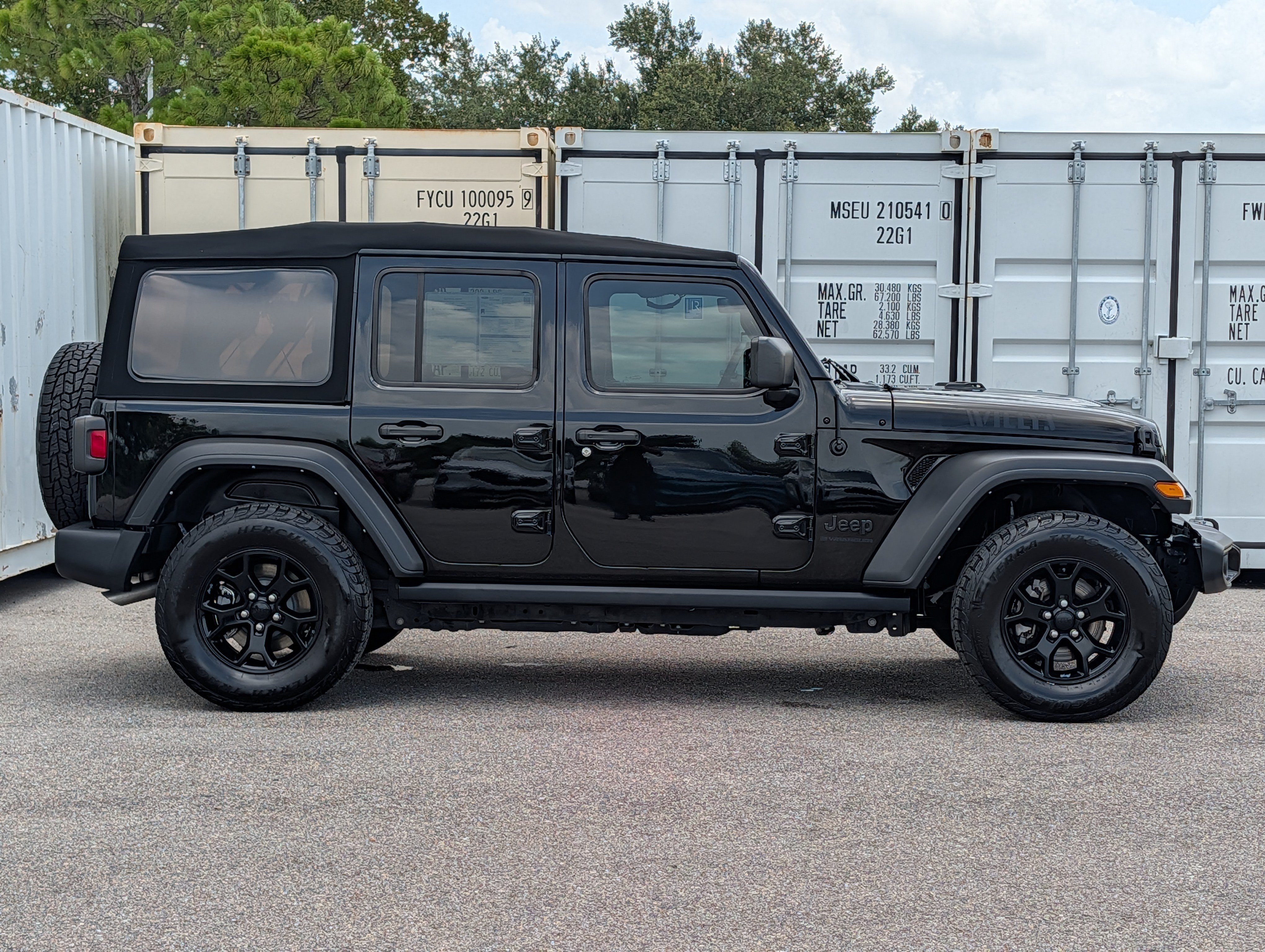 Used 2023 Jeep Wrangler Unlimited Sport AWD/4WD image 4