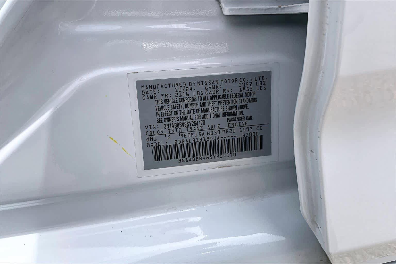 Used 2025 Nissan Sentra S FWD image 33