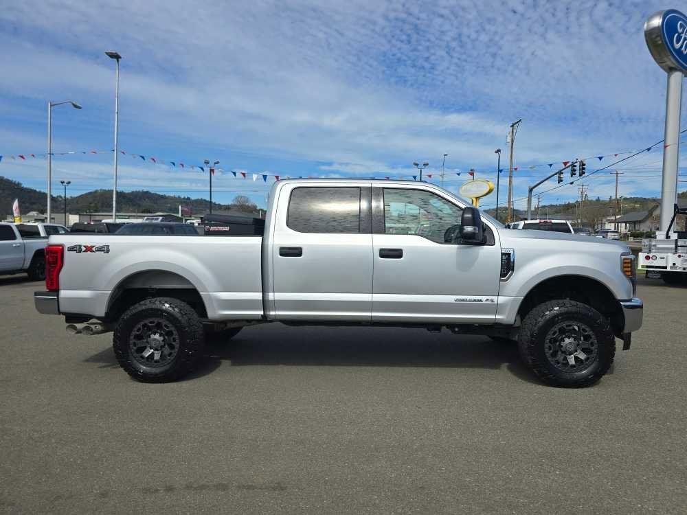 Certified 2018 Ford F250 XLT image 7