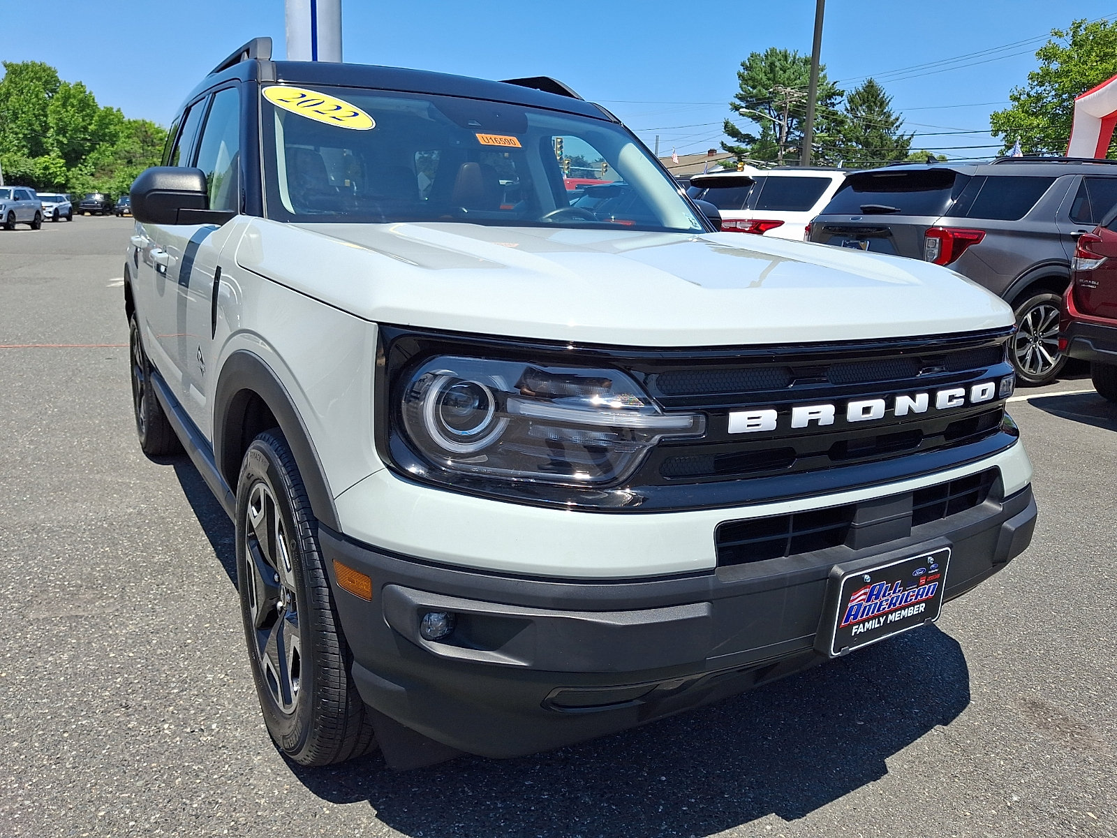 Certified 2022 Ford Bronco Sport Outer Banks w/ Tech Package AWD/4WD image 2