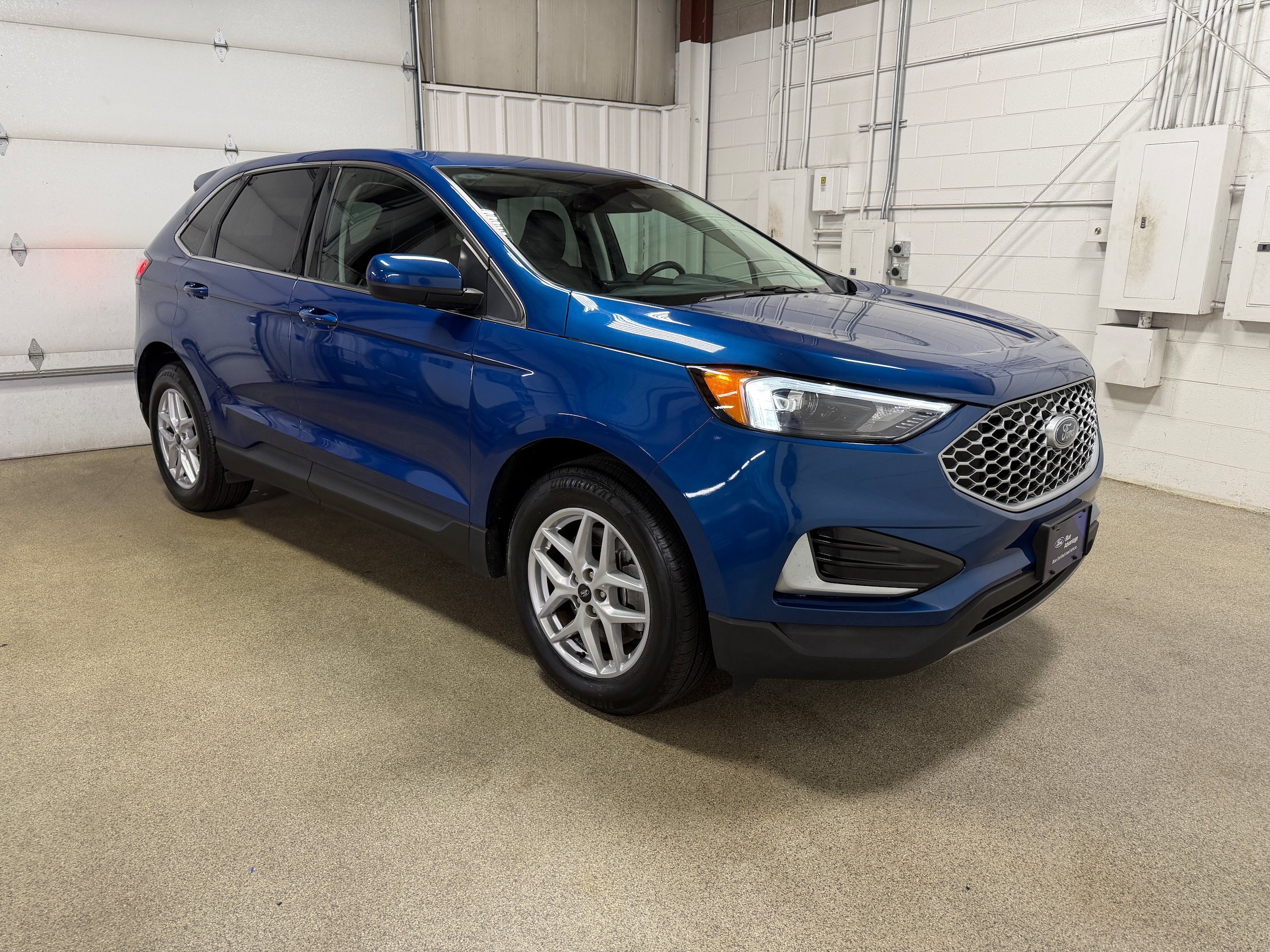 Certified 2024 Ford Edge SEL AWD/4WD image 5