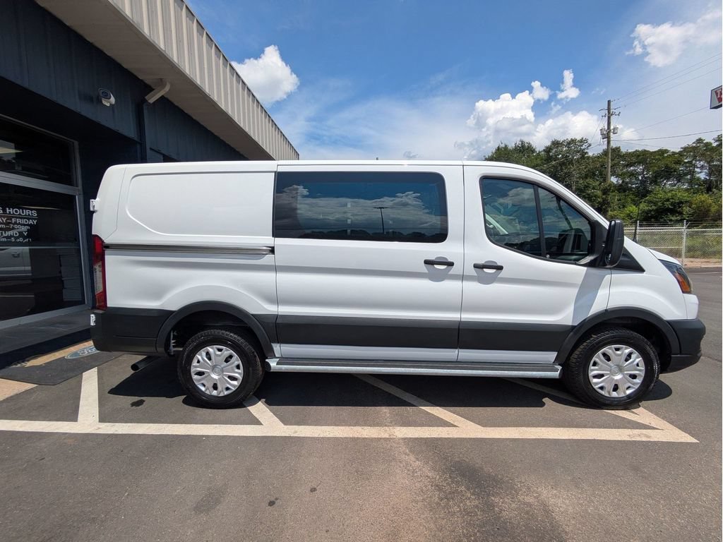 Certified 2025 Ford Transit 250 Low Roof w/ Exterior Upgrade Package RWD image 4