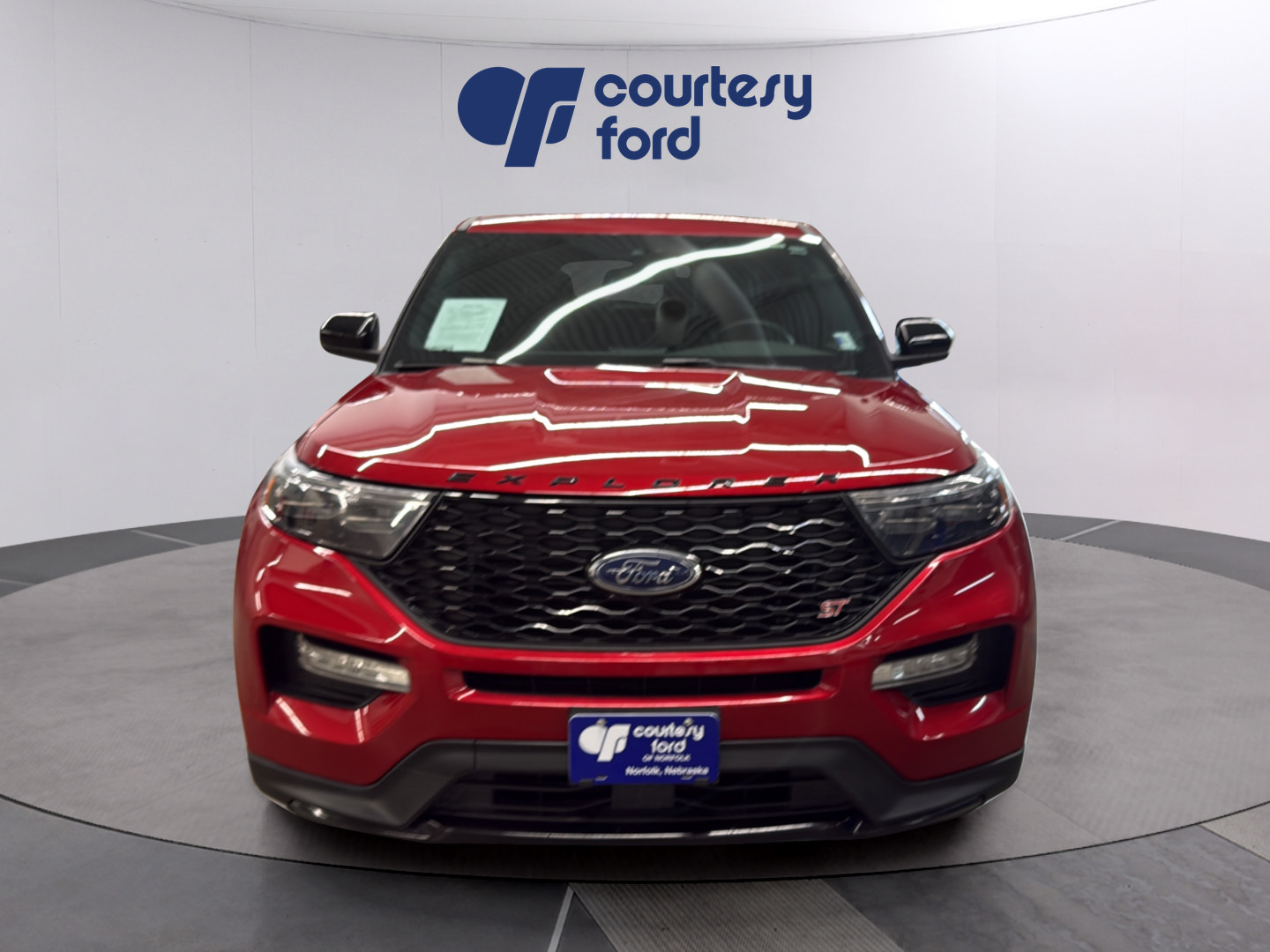 Certified 2022 Ford Explorer ST AWD/4WD image 2