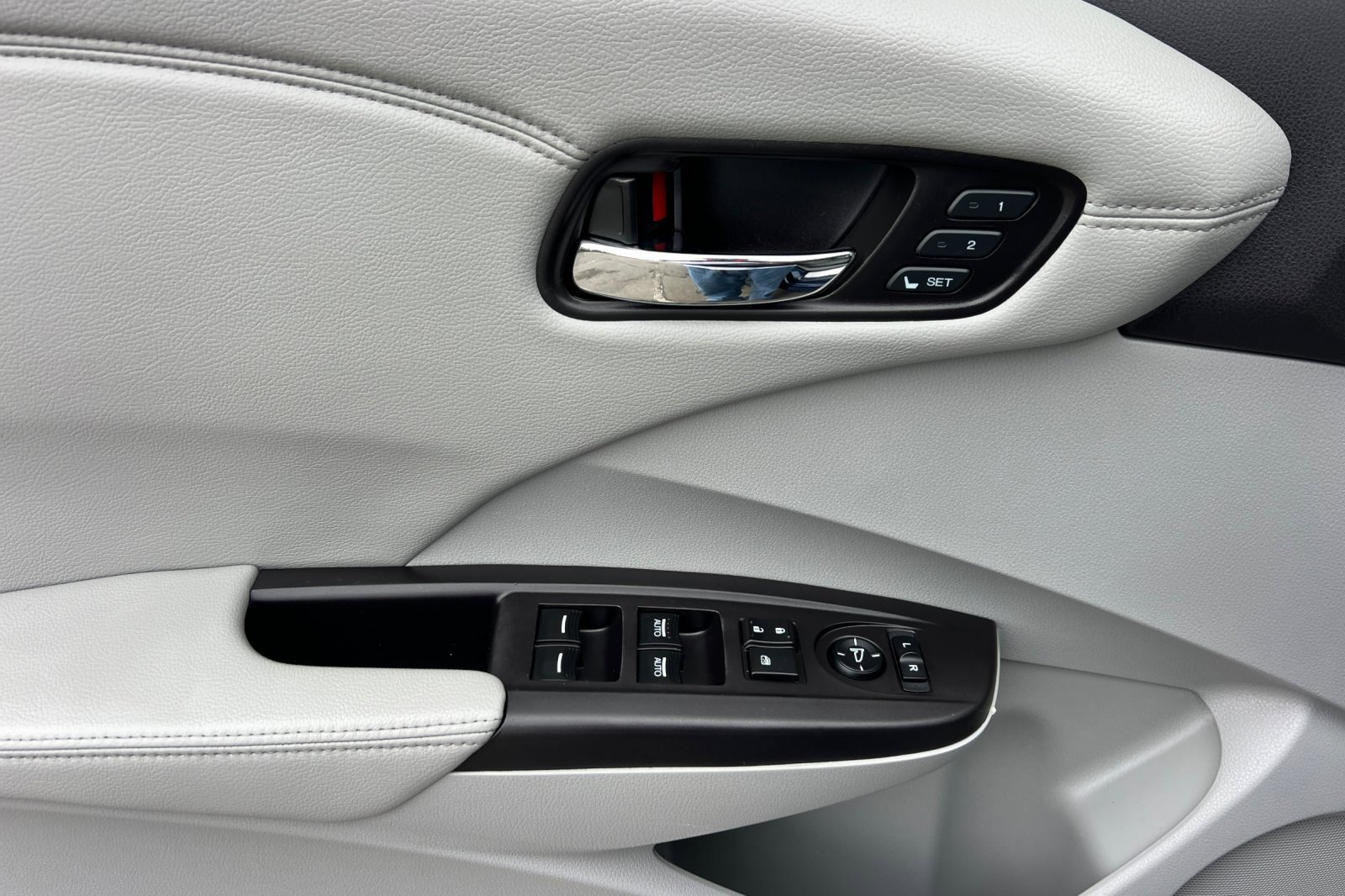 Used 2018 Acura RDX AWD w/ Technology Package image 12