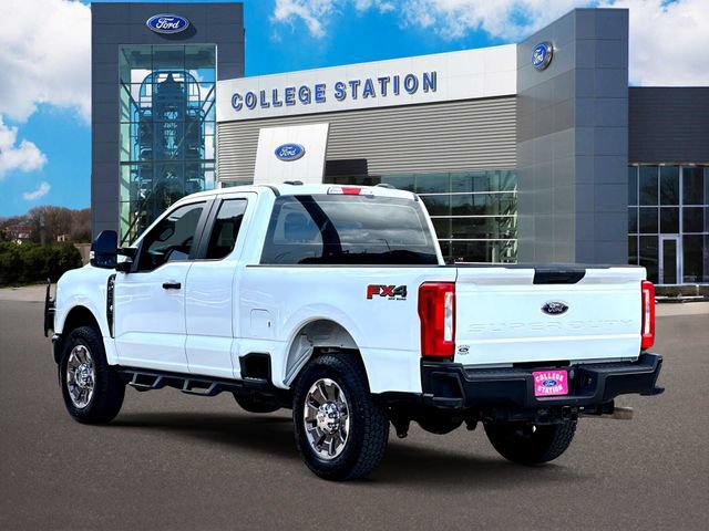 Certified 2024 Ford F250 XL w/ FX4 Off-Road Package AWD/4WD image 5