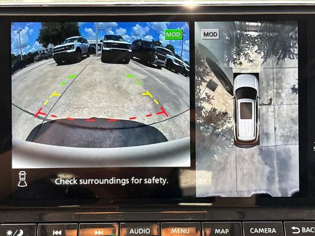 Used 2024 Nissan Pathfinder Platinum w/ Black Appearance Package FWD image 27