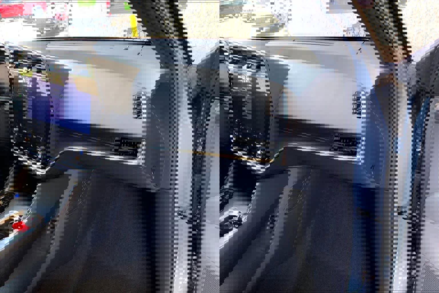 Used 2024 Lexus RZ 300e Premium w/ Accessory Package (Z1) FWD image 18