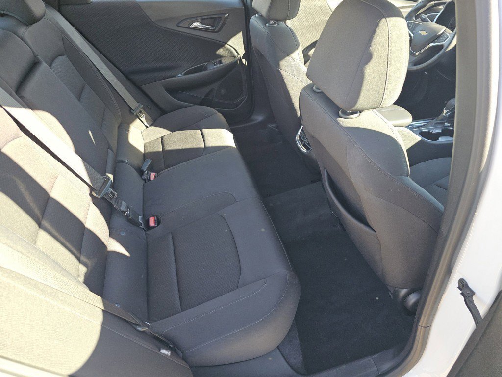 Used 2023 Chevrolet Malibu LT image 5