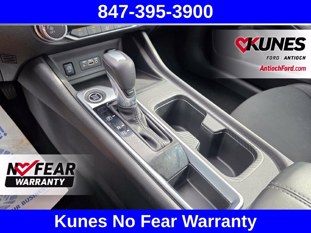 Used 2024 Nissan Sentra SV FWD image 41