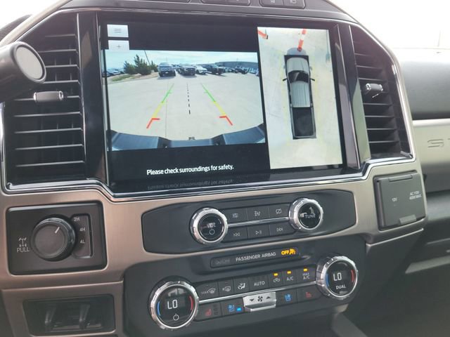 Certified 2022 Ford F350 Platinum w/ FX4 Off-Road Package image 18