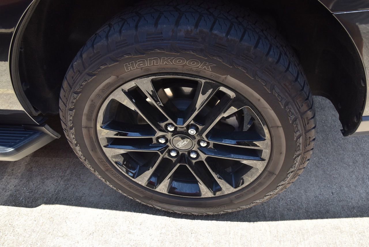 Certified 2024 Ford Expedition XLT AWD/4WD image 12