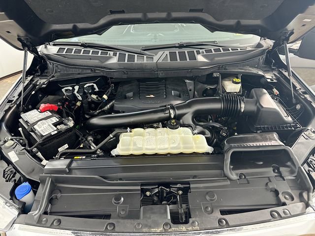 Certified 2022 Ford F150 XLT w/ Equipment Group 302A High image 28