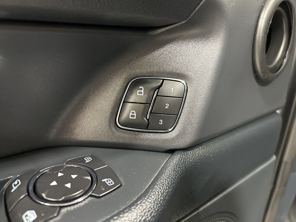 Certified 2022 Ford Expedition Limited image 16