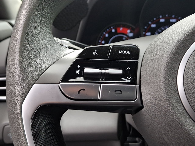 Used 2023 Hyundai Elantra SEL FWD image 27