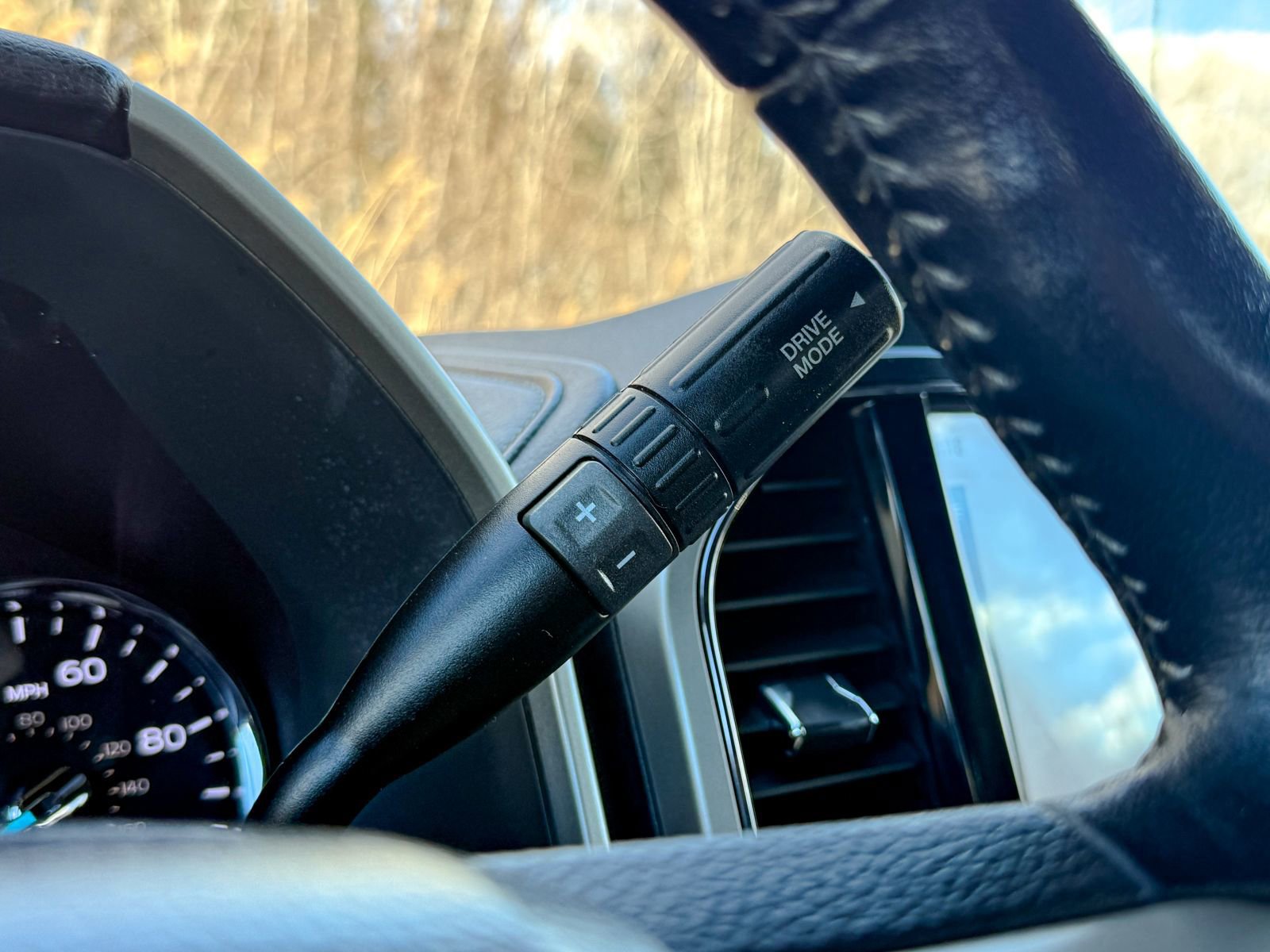 Certified 2022 Ford F350 Lariat w/ Lariat Ultimate Package image 42