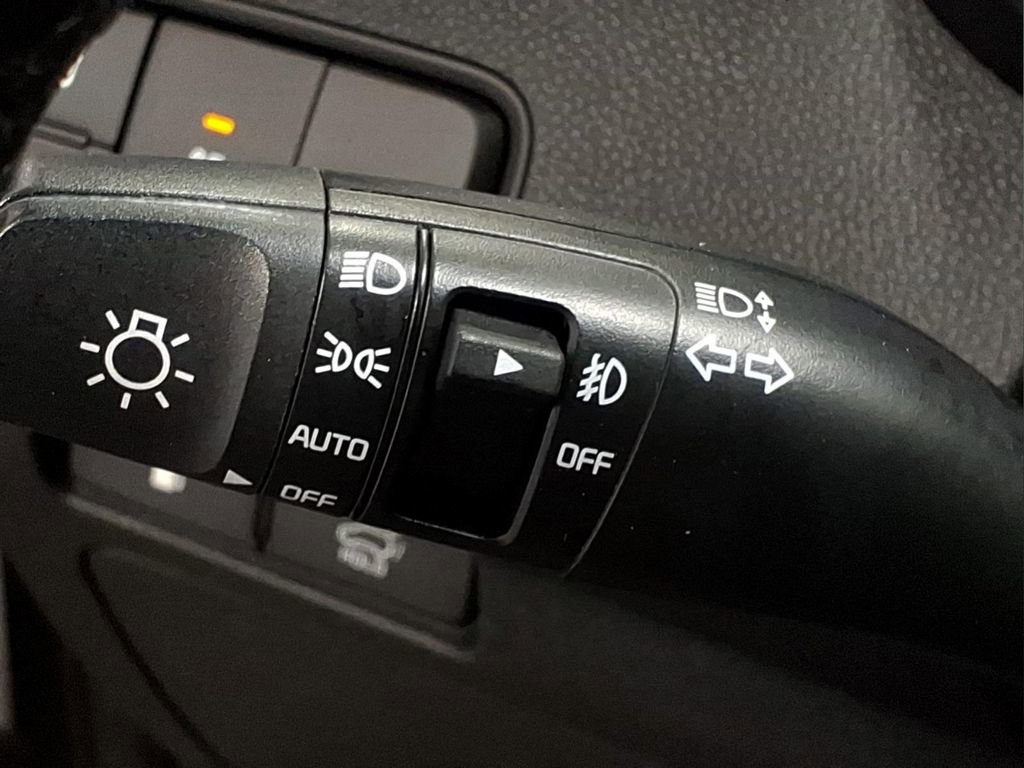 Used 2019 Kia Sorento SX FWD image 22