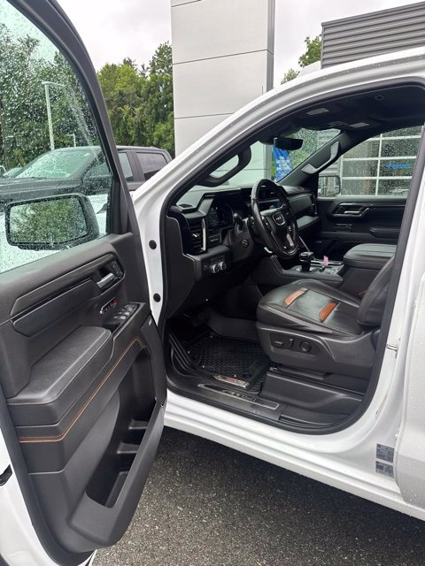 Used 2023 GMC Sierra 1500 AT4 w/ AT4 Premium Package AWD/4WD image 15