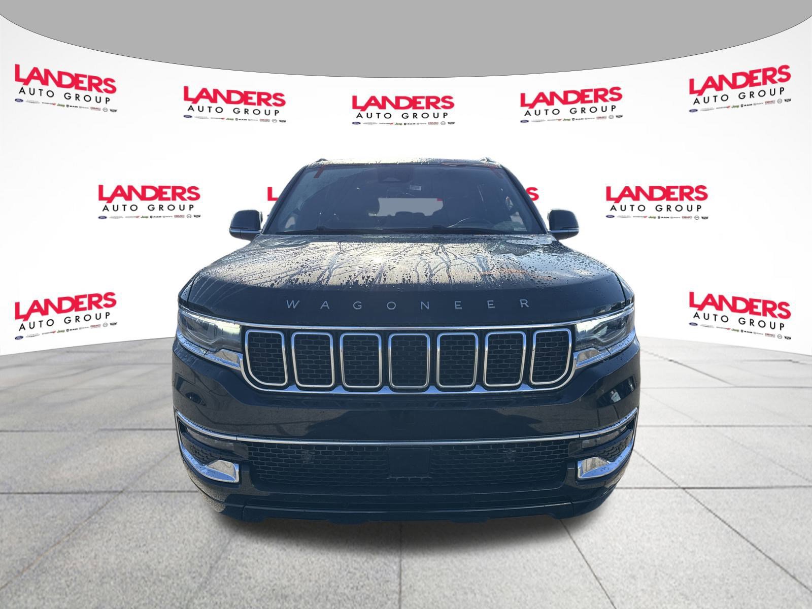 Used 2023 Jeep Wagoneer BASE w/ Premium Group I image 8