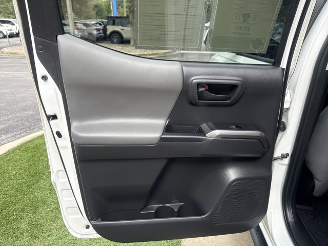 Used 2023 Toyota Tacoma SR5 RWD image 18