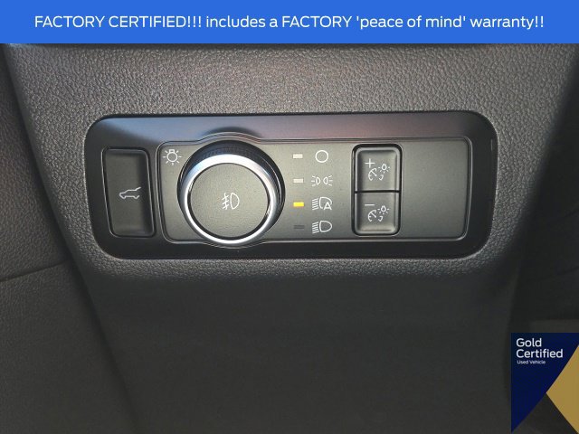Certified 2025 Ford Escape Platinum AWD/4WD image 28