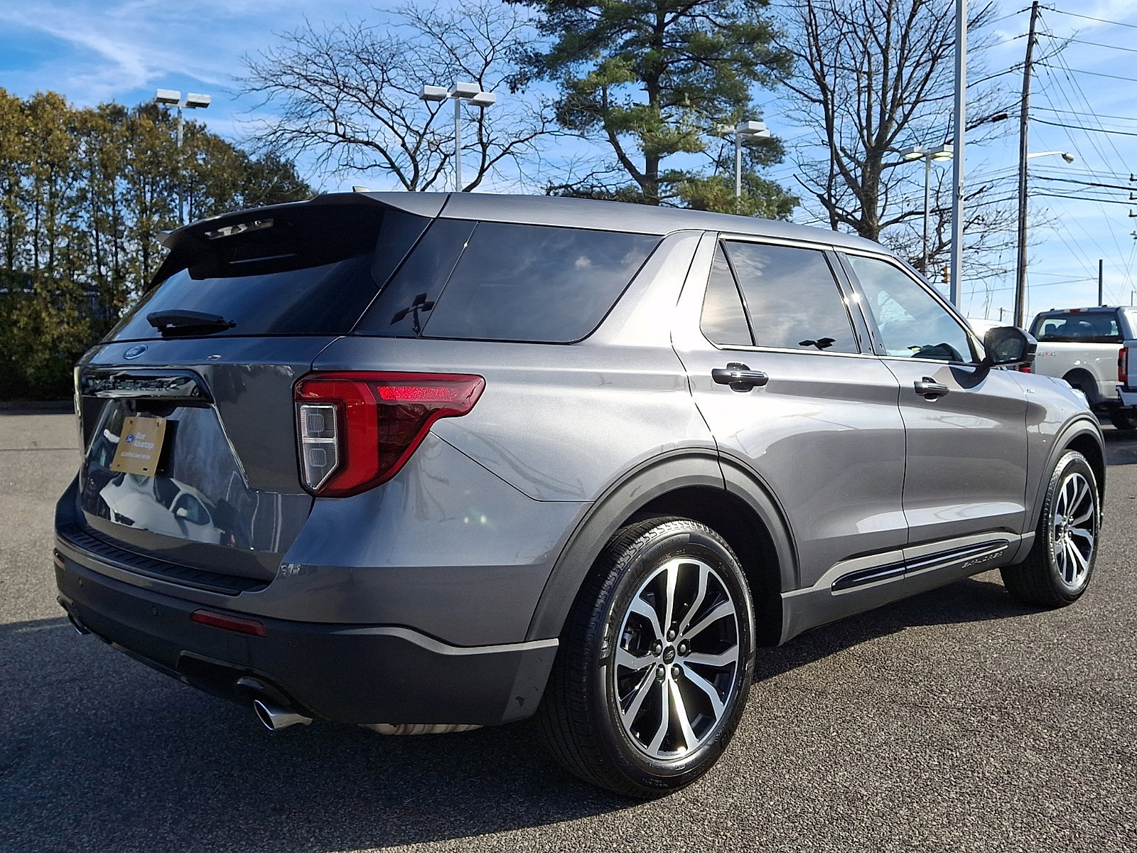 Certified 2022 Ford Explorer ST-Line image 7